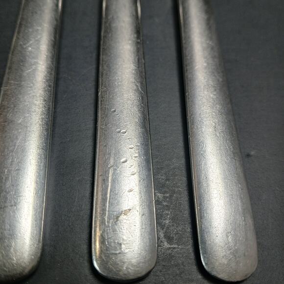 Vintage Aurora 16 DWTS Silverplate Flatware Set 6 Piece Forks & Knives - Picture 9 of 12